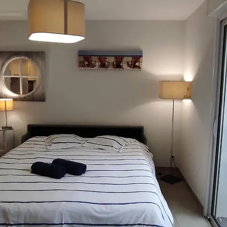 Le Studio D'arvor - 4 Etoiles - Du Trez Apartamento *